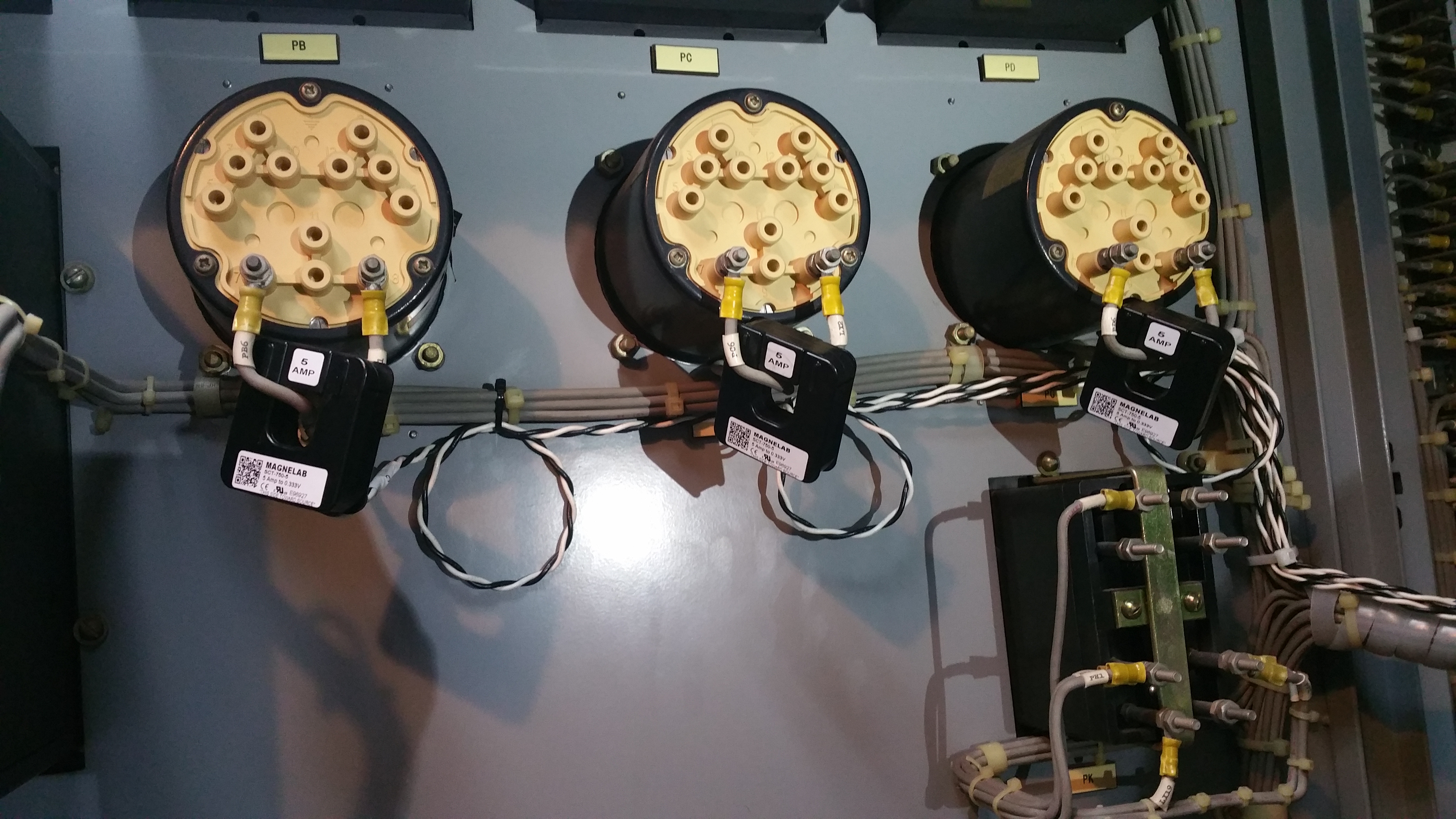 image10--Installed_CT_s_on_Analog_Ammeters.jpg